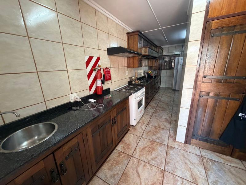 10 Bedroom Property for Sale in Kathu Northern Cape
